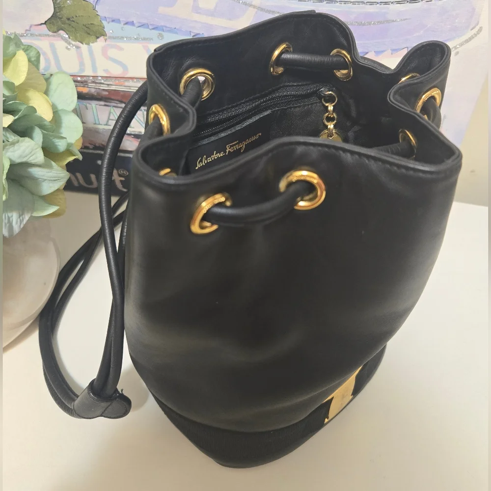 Vintage Salvatore Ferragamo Black Drawstring Leather Backpack - Picture 12 of 13